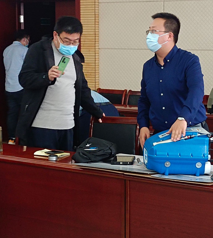 泰安市生態(tài)環(huán)境局便攜式FID監(jiān)測設(shè)備交付驗收工作